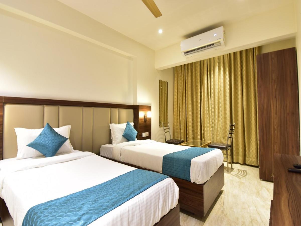 Hotel Candor Amigo Airoli Mind Space Нави Мумбаи Экстерьер фото