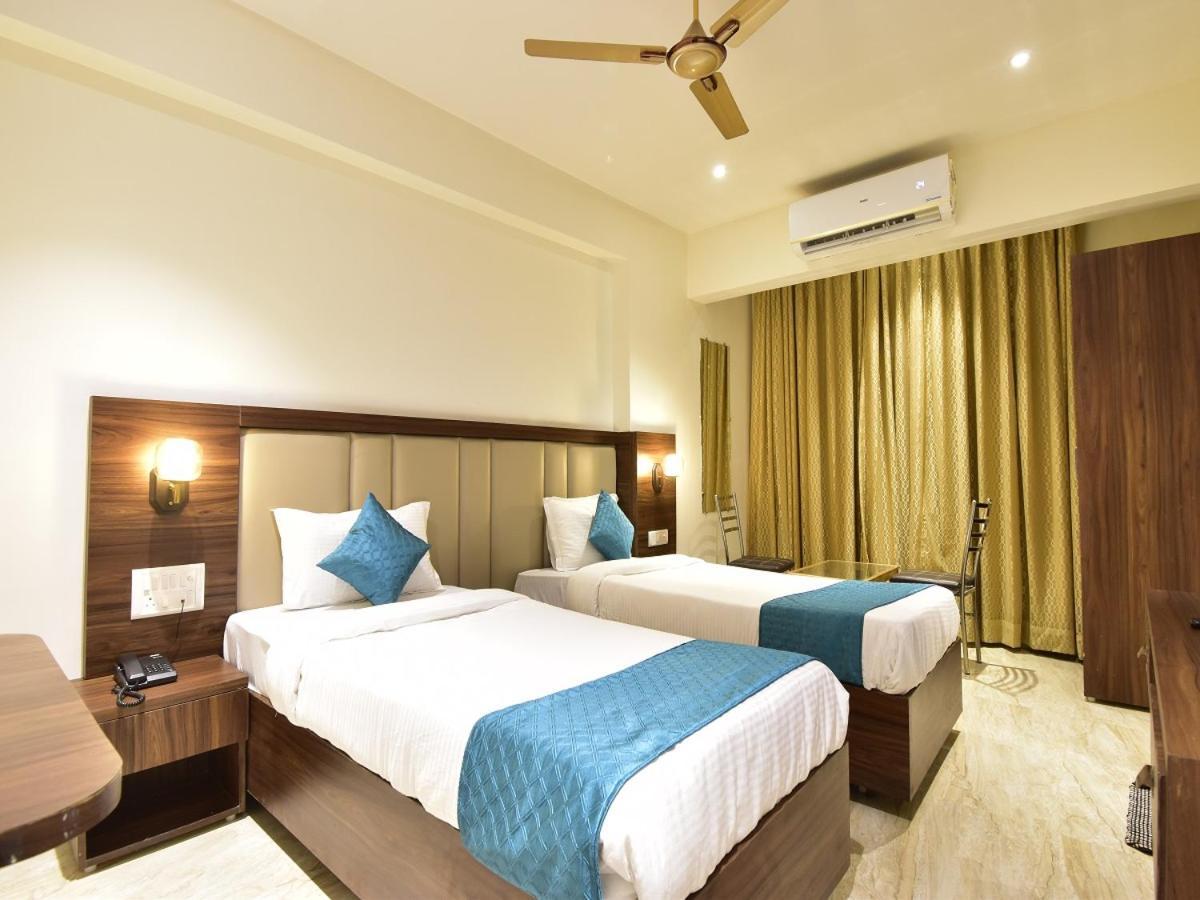 Hotel Candor Amigo Airoli Mind Space Нави Мумбаи Экстерьер фото